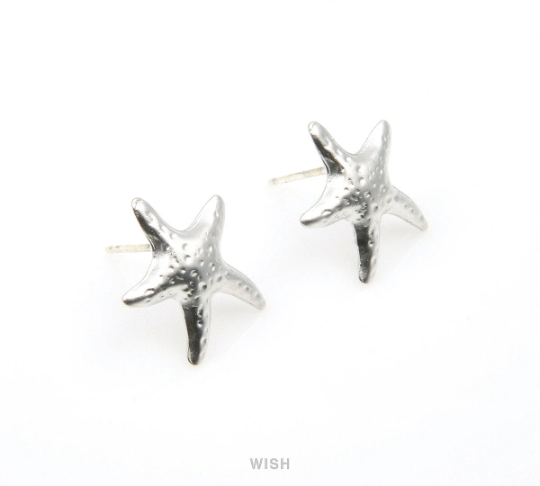 Starfish Stud Earrings in Matte Gold, Starfish Ear Studs / MMG-311-E