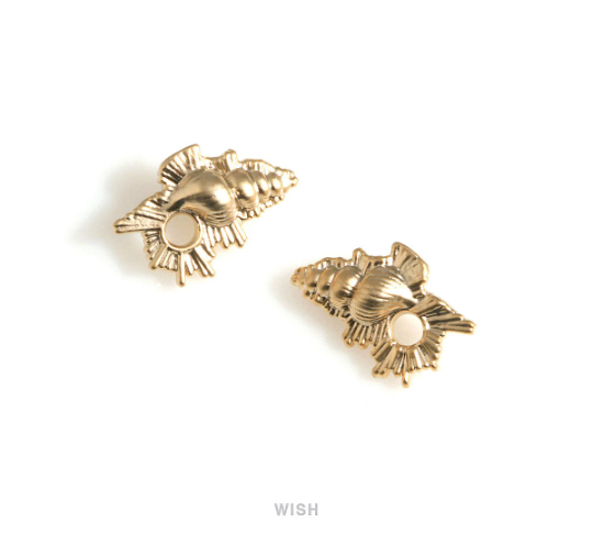 Seashell Pendants in Matte Gold, Dainty Seashell Charms / MMG-702-P