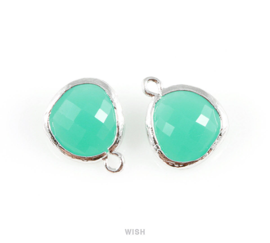 Mint Faceted Glass Charm in Gold, Framed Drop Glass Gem / GMTG-004-P (Medium)