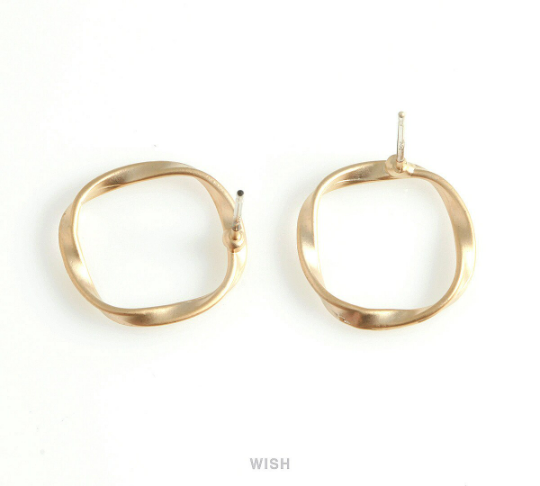 Twisted Circle Stud Earrings in Matte Gold, Twisted Circle Studs / MMG-433-E