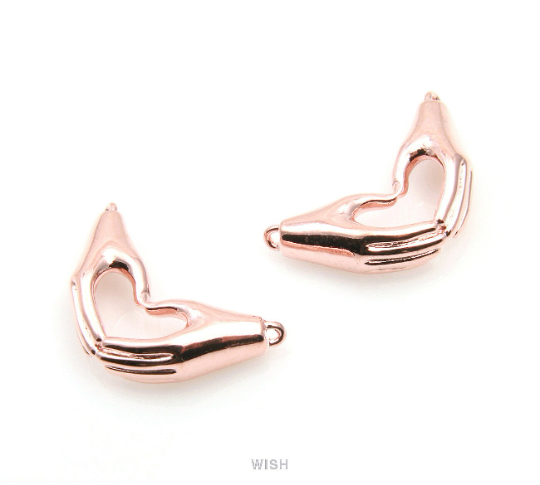 Heart Hands Pendant in Gold, Heart Hands Charm /  MG-285-P