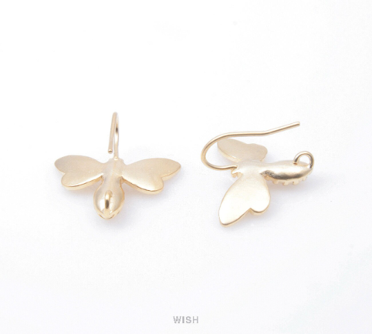 Bee Hook Earrings in Matte Rhodium, Honey Bee Ear Hook / MMRH-171-E