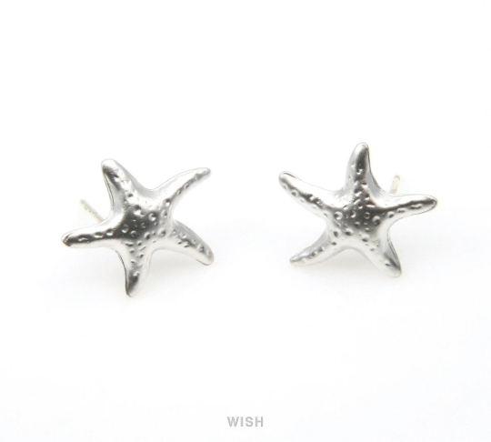 Starfish Stud Earrings in Matte Gold, Starfish Ear Studs / MMG-311-E