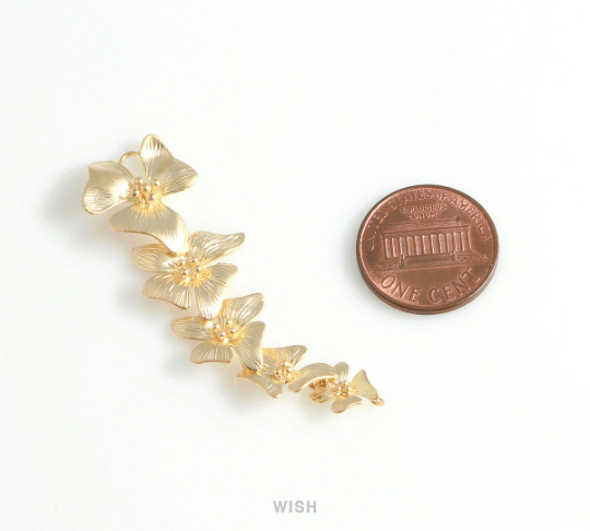 Five Orchid Flower Pendant in Matte Gold, Quintuple Floral Charms / MMG-043-C