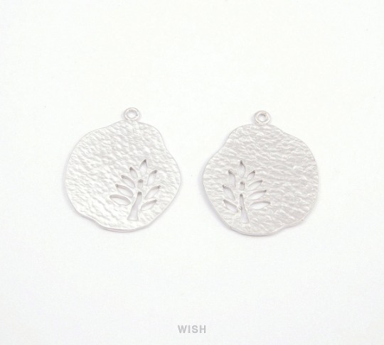 Tree in Pear Pendants in Matte Gold, Oak in Pear Charms / MMG-083-P (Medium)